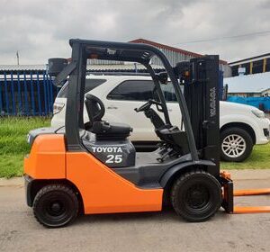 2.5 ton forklift with container mast