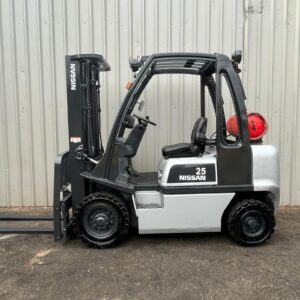 2015 2.5T Nissan Forklift