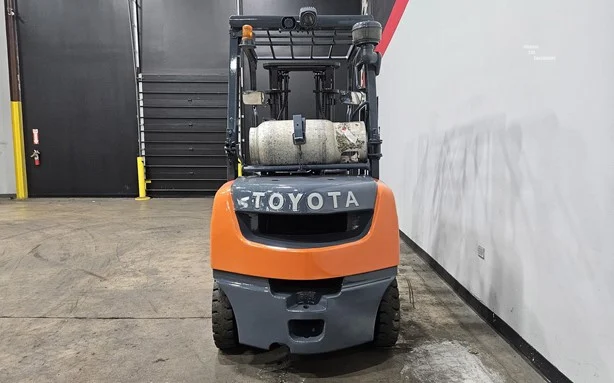 2019 TOYOTA 8FGU25 - Image 3